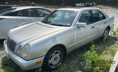 1997 Mercedes-Benz E 420 from USA, damaged, VIN WDBJF72F7VA245827